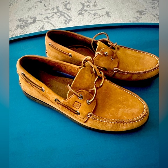 Men’s size 11.5 Sperry Classic Tan Leather Boat Shoes - Picture 2 of 5